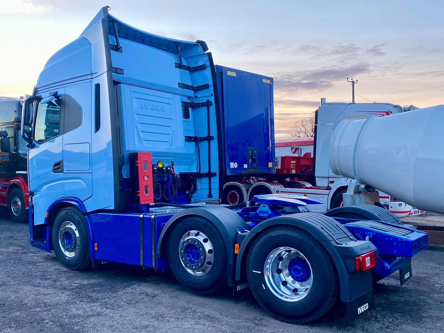 JG McWilliam - Cab, Plastics, Chassis Colour Coded, Mirrors